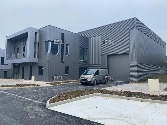 Local Commercial vente à France métropolitaine, Courtry