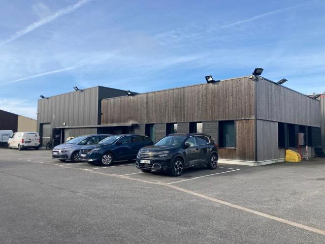 Local Commercial vente à Bernay, Le Thuit-signol