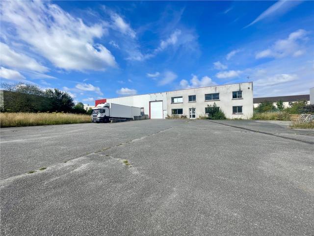 Local Commercial vente à Évreux, Evreux