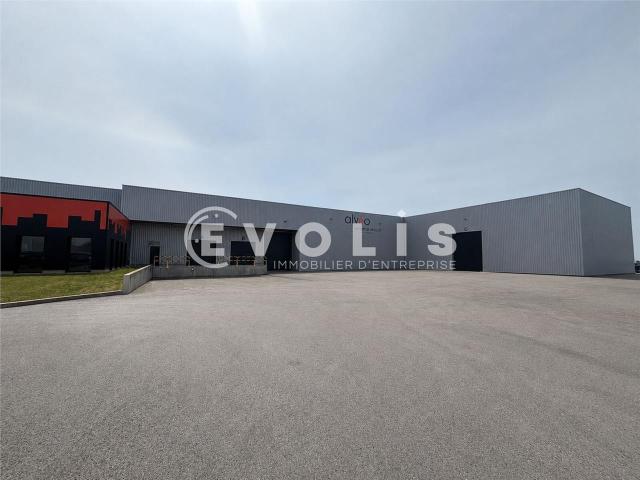 Local Commercial vente à Bourg-en-Bresse, Fareins
