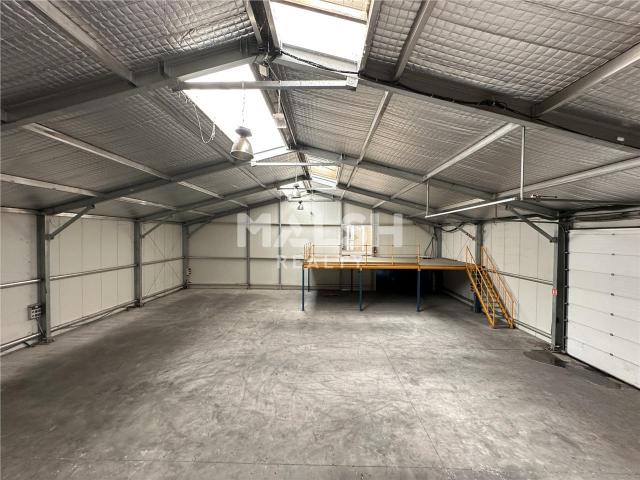 Local Commercial vente à Bourg-en-Bresse, Fareins