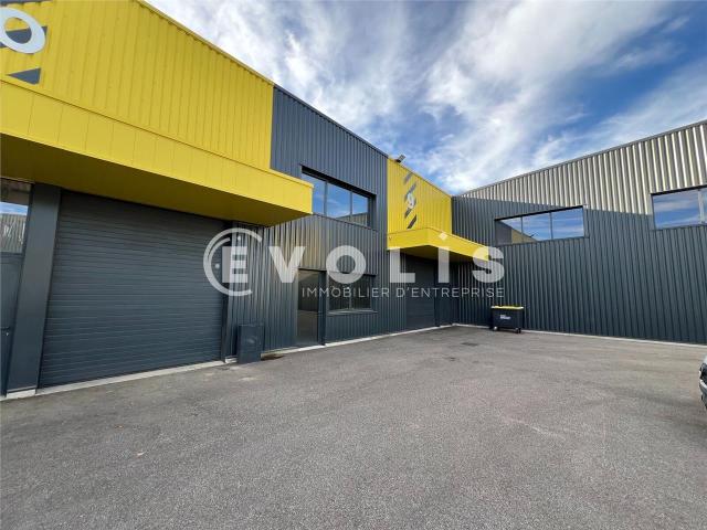 Local Commercial vente à Bourg-en-Bresse, Frans