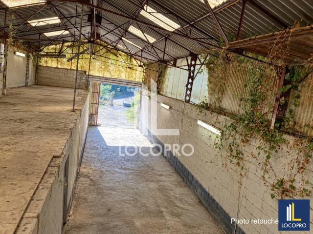 Local Commercial vente à Gattières, Alpes-Maritimes