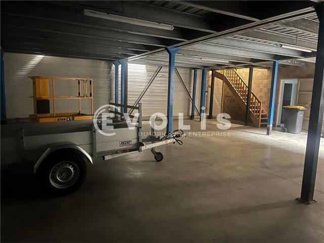 Local Commercial vente à Villefranche-sur-Saône, Rhône
