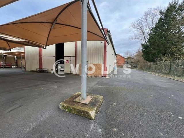 Local Commercial vente à Villefranche-sur-Saône, Rhône