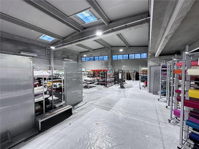 Local Commercial vente à Arrondissement de Toulon, Hyères