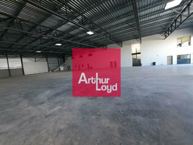 Local Commercial vente à Issoire, Auvergne-Rhône-Alpes