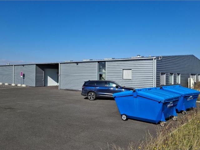 Local Commercial vente à Issoudun