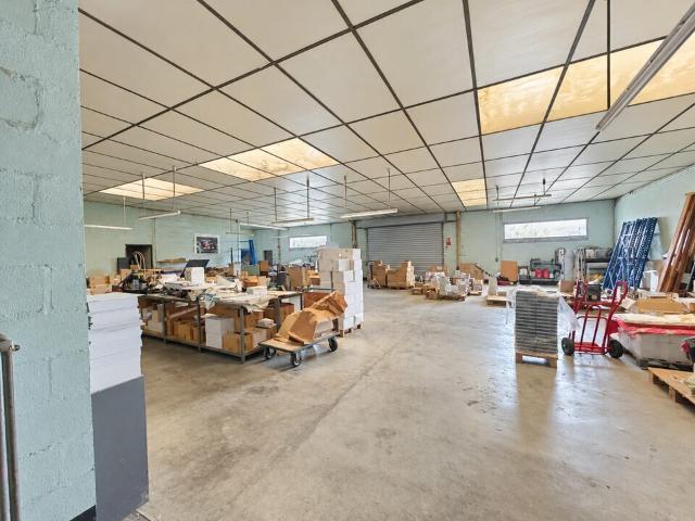 Local Commercial vente à Pôle d'activités Cugnot, Joué-lès-Tours