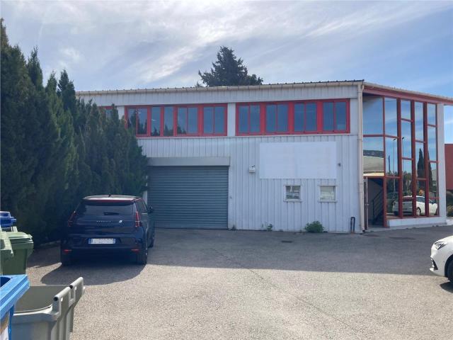 Local Commercial vente à ZI Toulon-est, La Farlède