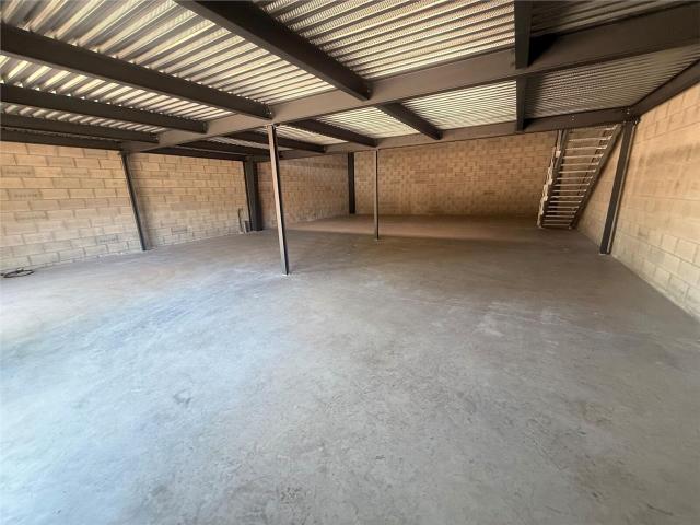 Local Commercial vente à Zone d'activités de Montgerval, La Mézière