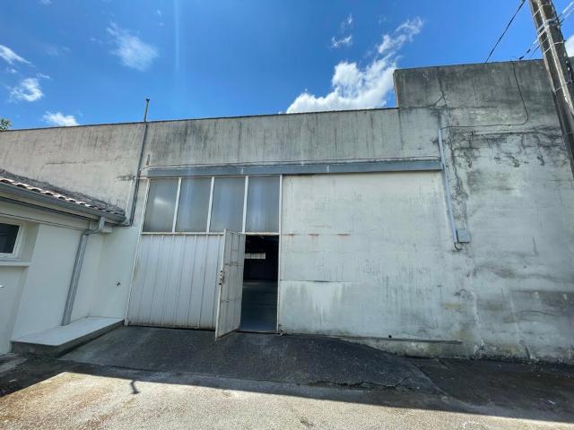 Local Commercial vente à Bordeaux, Latresne