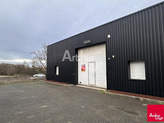 Local Commercial vente à Laval