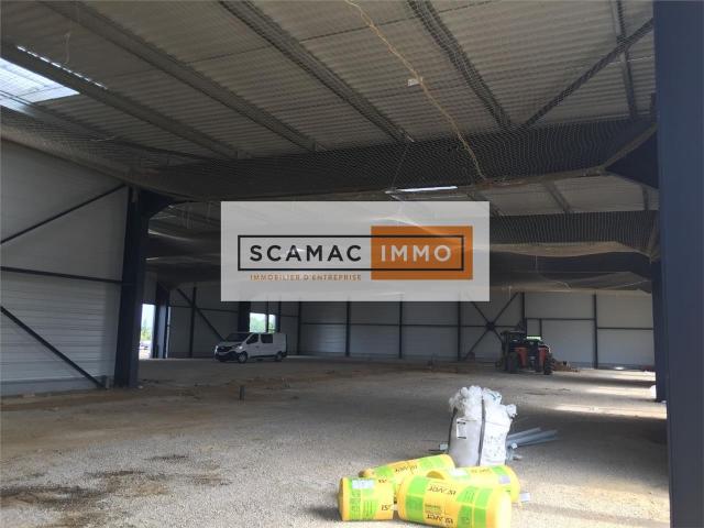 Local Commercial vente à Melun, Le Mée-sur-seine