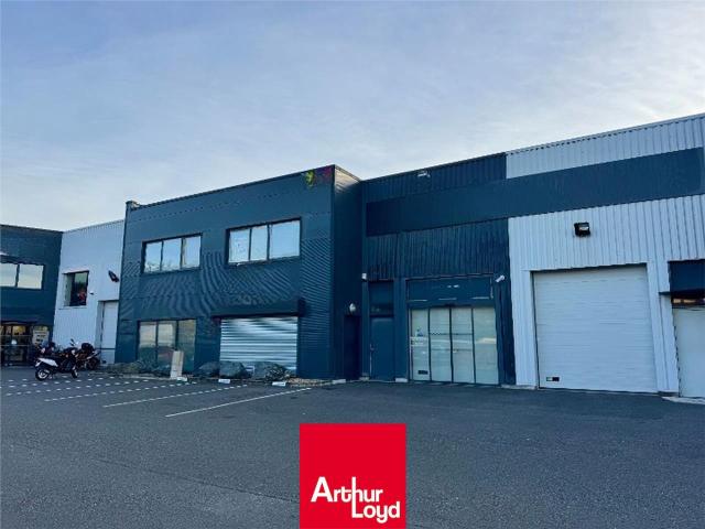 Local Commercial vente à Villefranche-sur-Saône, Rhône