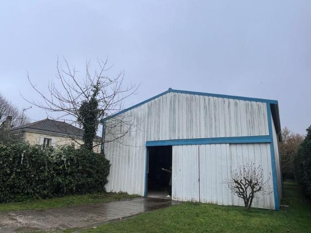Local Commercial vente à Bordeaux, Lormont