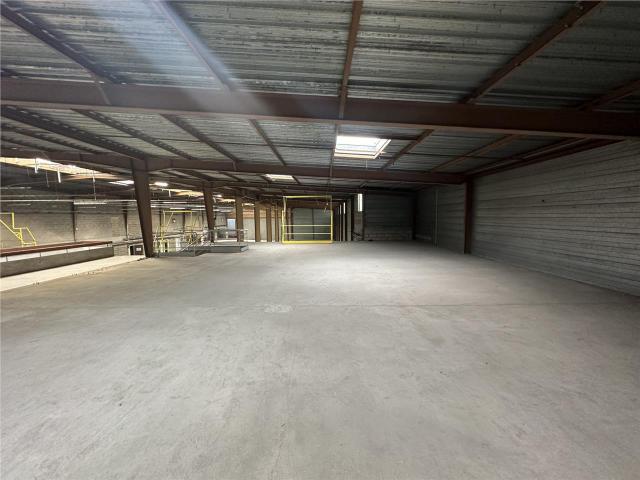 Local Commercial vente à Zone d'activités le Valliers, Mainvilliers