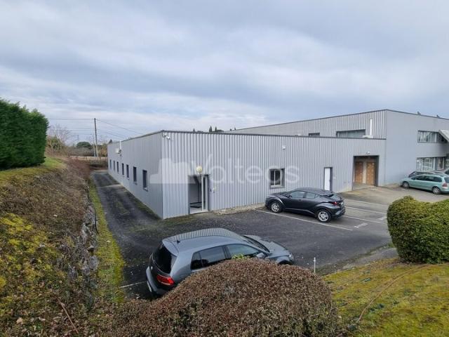 Local Commercial vente à Toulouse, Mondouzil