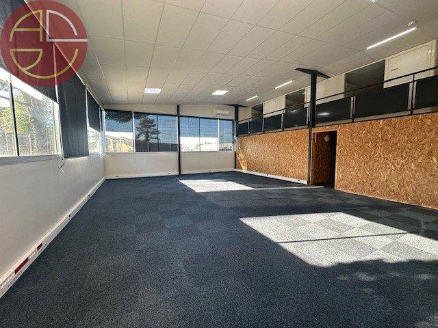 Local Commercial vente à Toulouse, Mondouzil
