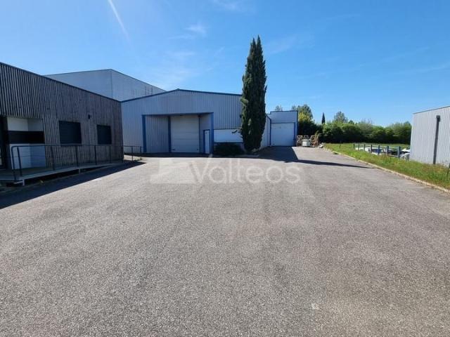 Local Commercial vente à Toulouse, Mondouzil
