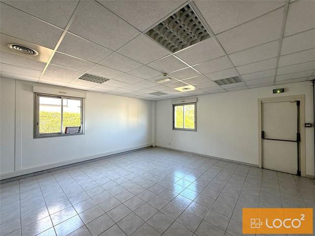 Local Commercial vente à Toulouse, Mondouzil