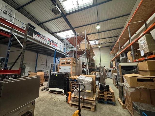 Local Commercial vente à Montévrain, Seine-et-Marne