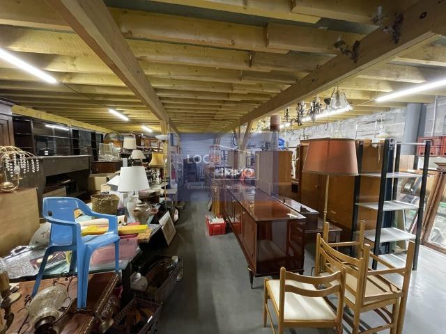 Local Commercial vente à Bordeaux, Montussan