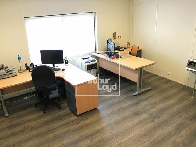 Local Commercial vente à Évry, Viry-châtillon