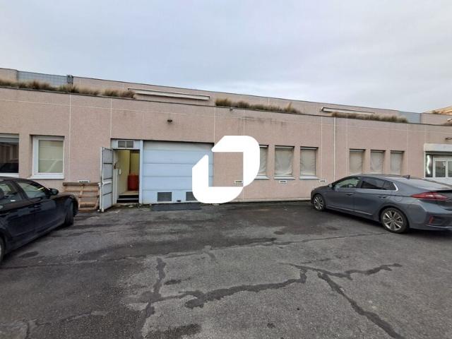 Local Commercial vente à Nanterre