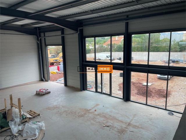 Local Commercial vente à France métropolitaine, Ollioules