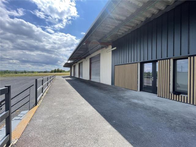 Local Commercial vente à Oulchy-le-château