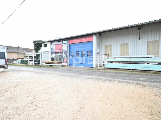 Local Commercial vente à Louhans-Châteaurenaud, Ouroux-sur-saône