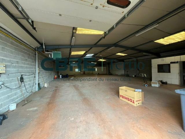 Local Commercial vente à Tours, Parçay-meslay
