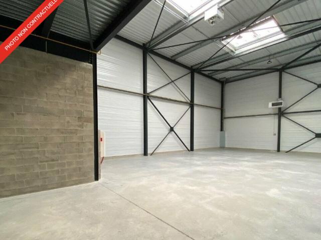 Local Commercial vente à Pontoise, Persan