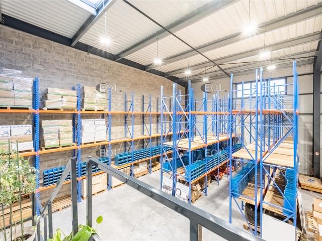 Local Commercial vente à Versailles, Plaisir