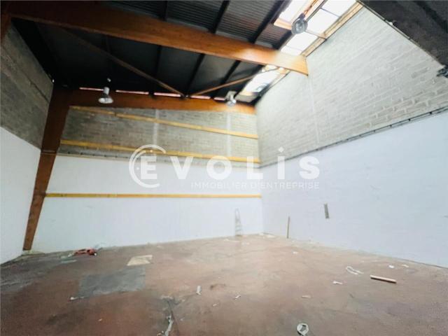 Local Commercial vente à Torcy, Pontault-combault