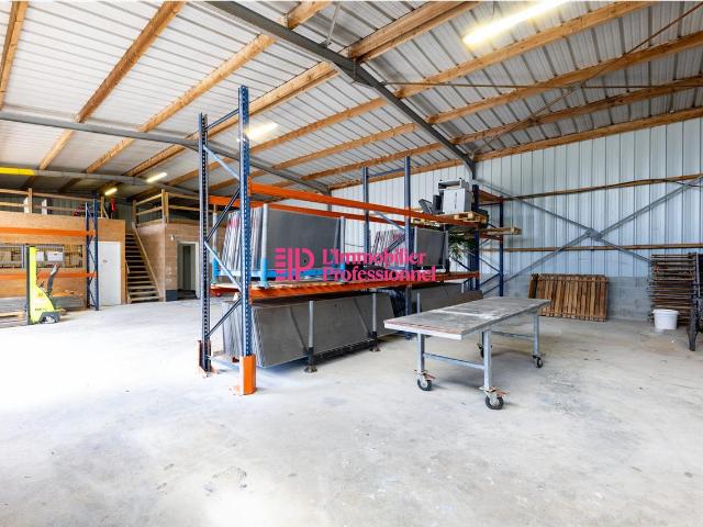 Local Commercial vente à Kervidanou 3, Mellac