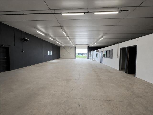Local Commercial vente à Roanne