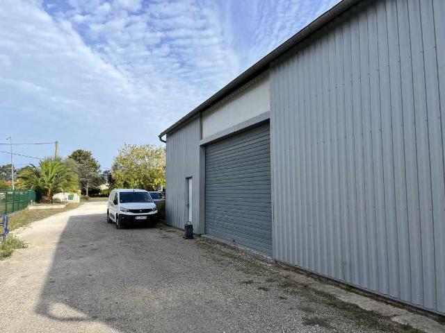 Local Commercial vente à Blaye, Saint-andré-de-cubzac
