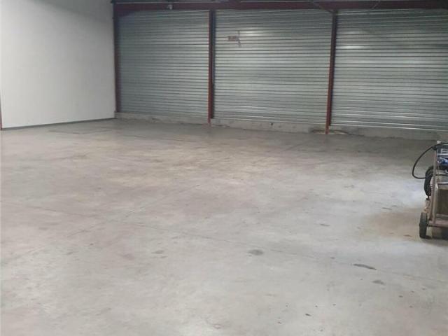 Local Commercial location à Nancy, Pompey