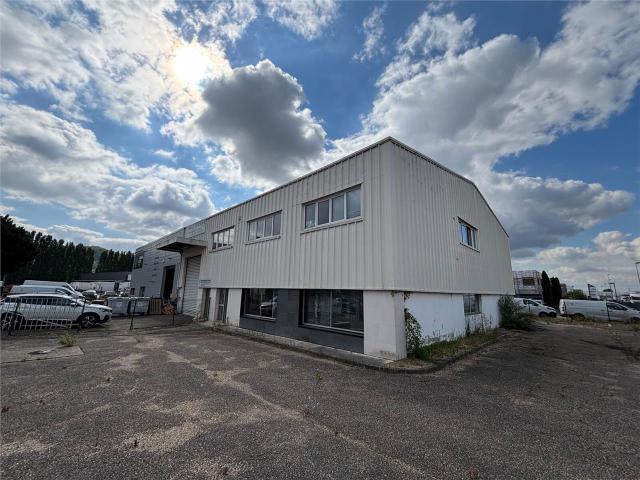Local Commercial vente à Rouen, Saint-etienne-du-rouvray