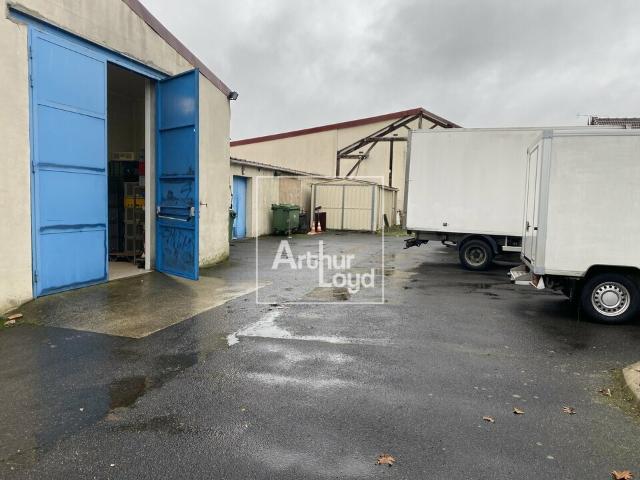 Local Commercial vente à Saint-Michel-sur-Orge, Essonne