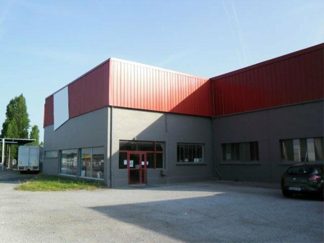 Local Commercial vente à Mortagne-au-Perche, Saint-sulpice-sur-risle
