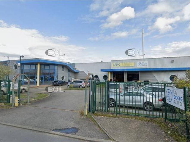Local Commercial vente à Torcy, Servon