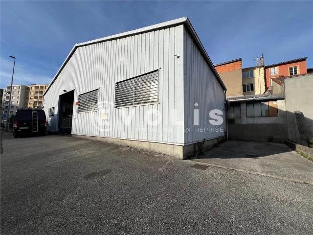 Local Commercial vente à Villefranche-sur-Saône, Rhône