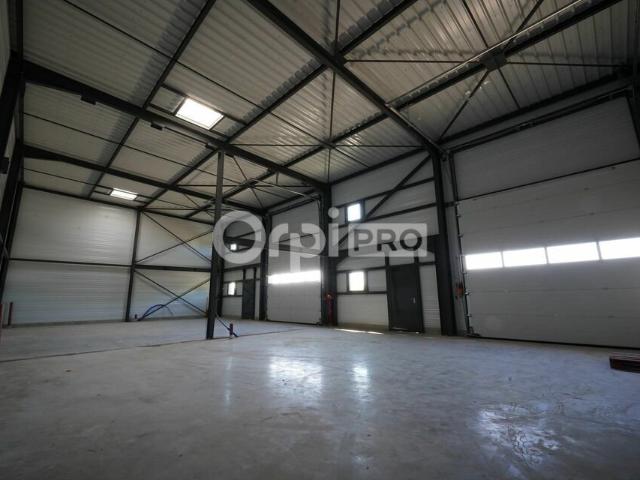 Local Commercial vente à ZA des Quatre Buissons, Tignieu-Jameyzieu