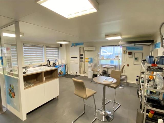 Local Commercial vente à Torcy