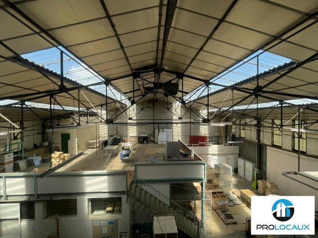 Local Commercial vente à Villefranche-sur-Saône, Rhône