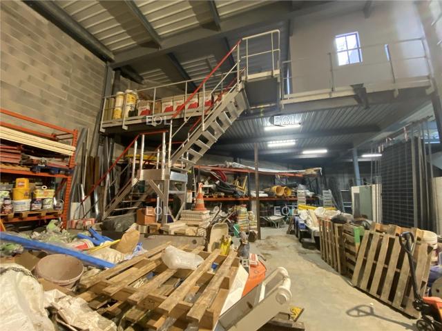 Local Commercial vente à Palaiseau, Villejust