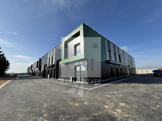 Local Commercial vente à Villette-d'anthon